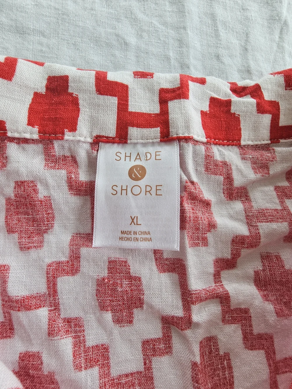 Shade & Shore Red and White Button-Front Short Sleeve Top Size XL - Picture 2 of 6
